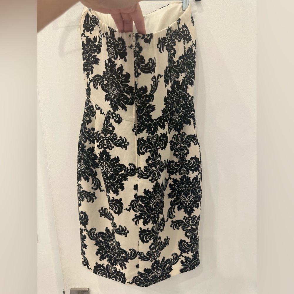 Strapless black and white dress